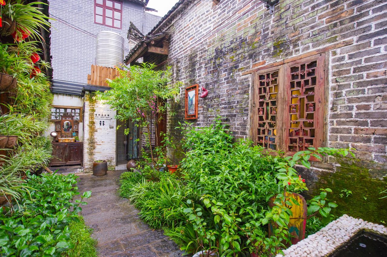 Yangshuo Scenic Mountain Retreat Hotel Exterior photo