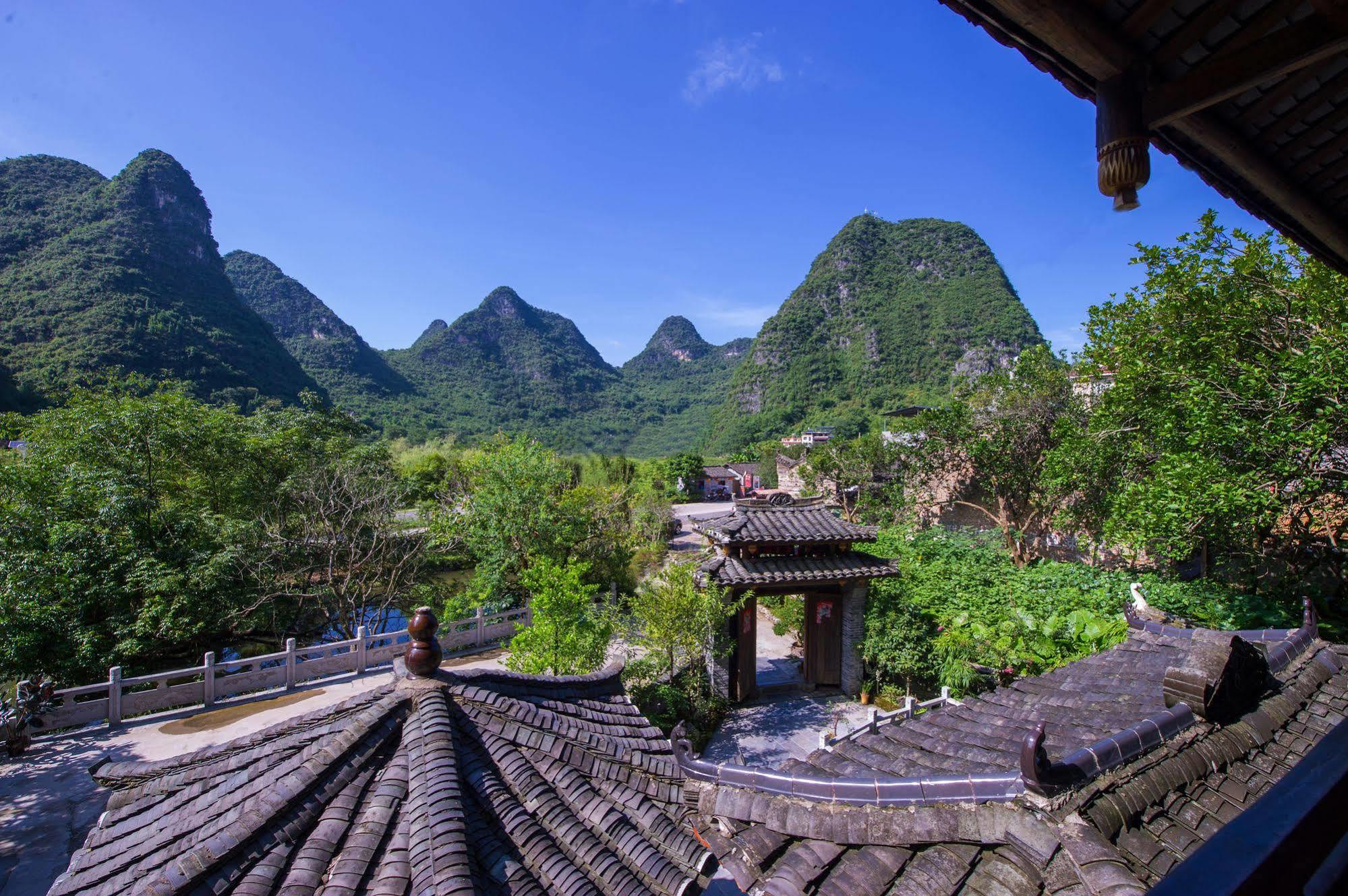 Yangshuo Scenic Mountain Retreat Hotel Exterior photo