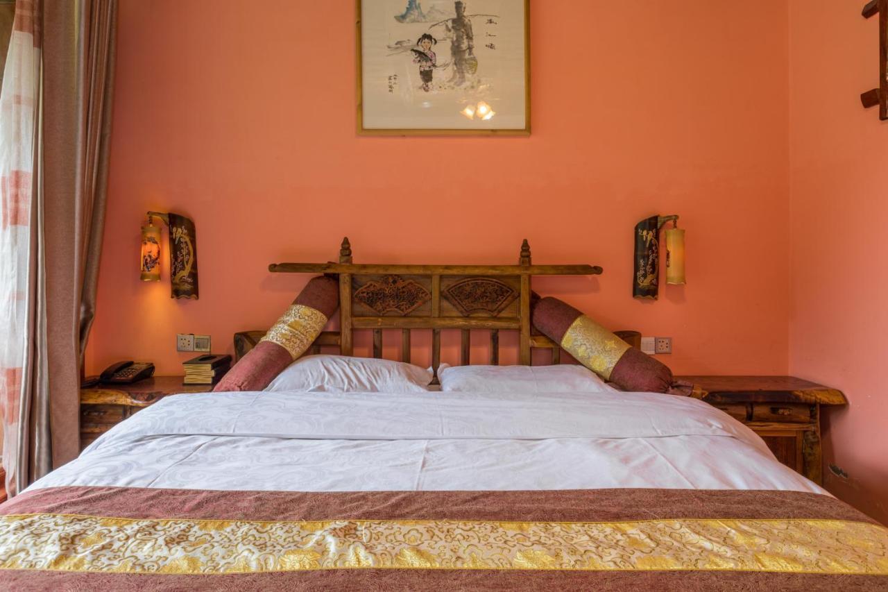 Yangshuo Scenic Mountain Retreat Hotel Exterior photo